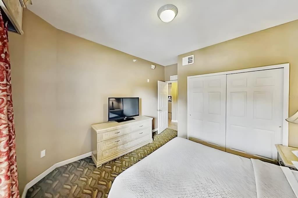Entire Rental 3-Br Minutes From Disney X8 Hot Tub Apartment 2204 Orlando Dış mekan fotoğraf