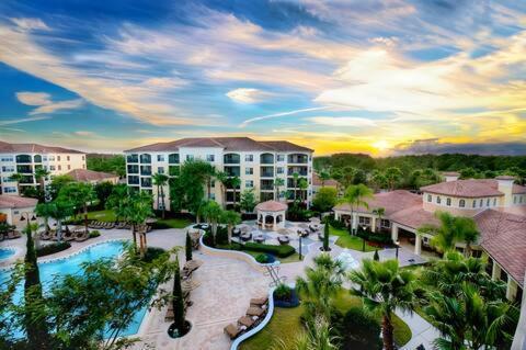 Entire Rental 3-Br Minutes From Disney X8 Hot Tub Apartment 2204 Orlando Dış mekan fotoğraf